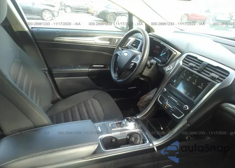 2017 Ford Fusion Se z USA, uszkodzony, nr VIN 3FA6P0H71HR377316